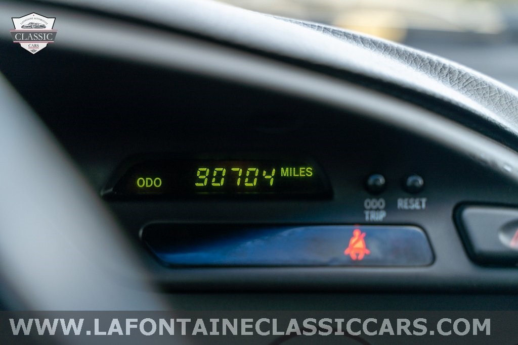 Toyota-Supra-1994-Hatchback-8