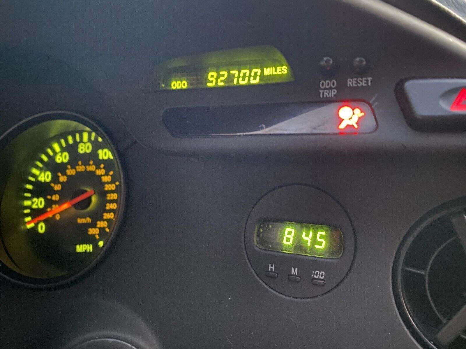 Toyota-Supra-1996-Coupe-12