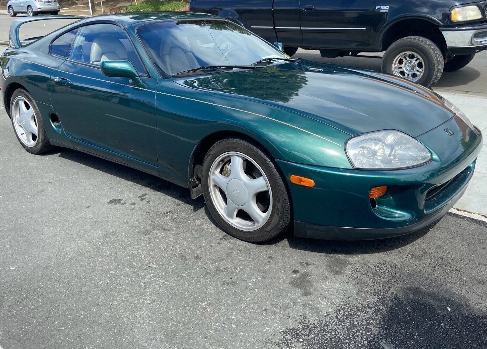 Toyota-Supra-1996-Coupe-3