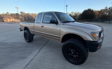 Toyota-Tacoma-1995-Extended-Cab-Pickup-6