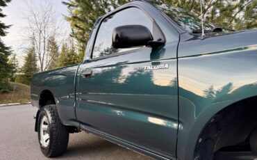 Toyota-Tacoma-1996-Standard-Cab-Pickup-10