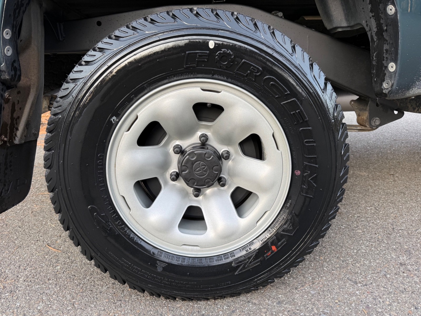 Toyota-Tacoma-1996-Standard-Cab-Pickup-15