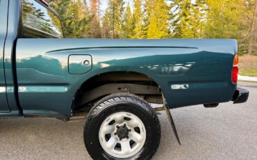 Toyota-Tacoma-1996-Standard-Cab-Pickup-22