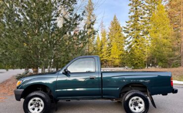 Toyota-Tacoma-1996-Standard-Cab-Pickup-4