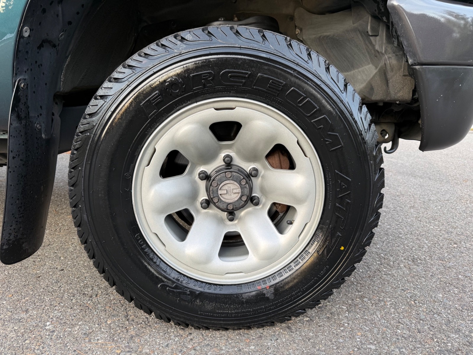 Toyota-Tacoma-1996-Standard-Cab-Pickup-9