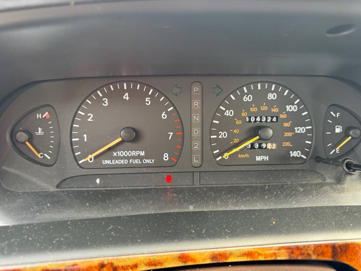 Toyota-avalon-xls-1995-white-5