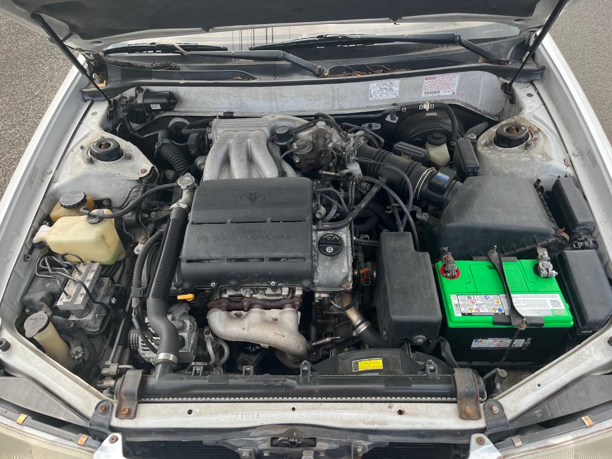 Toyota-avalon-xls-1995-white-7