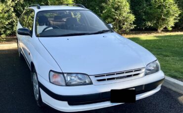 Toyota-caldina-1995-white-2