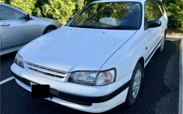 Toyota-caldina-1995-white-4