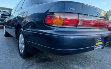 Toyota-camry-1993-green-1