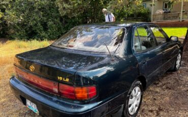 Toyota-camry-1994-green-1