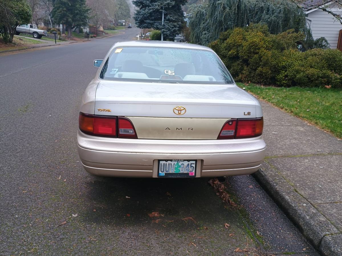 Toyota-camry-1996-1