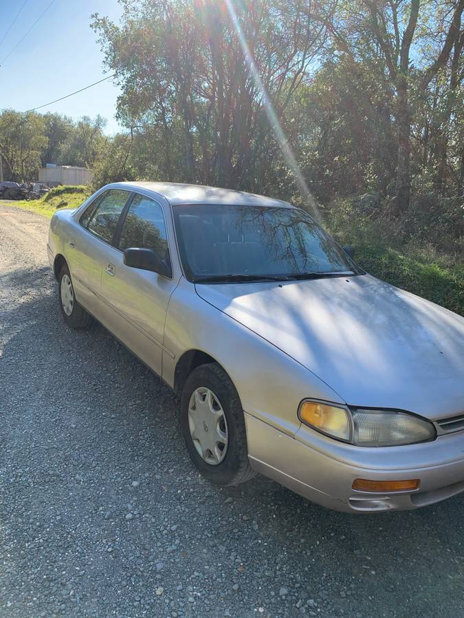 Toyota-camry-1996-1