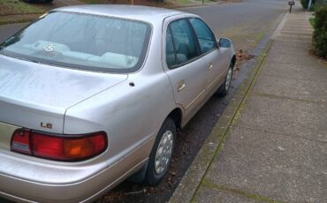 Toyota-camry-1996