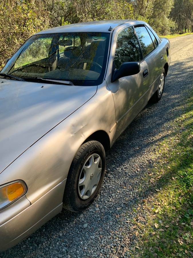 Toyota-camry-1996