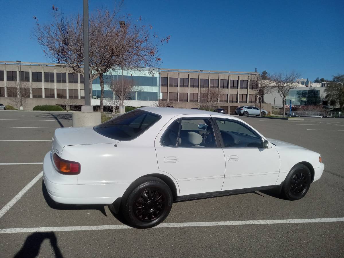 Toyota-camry-1996-5