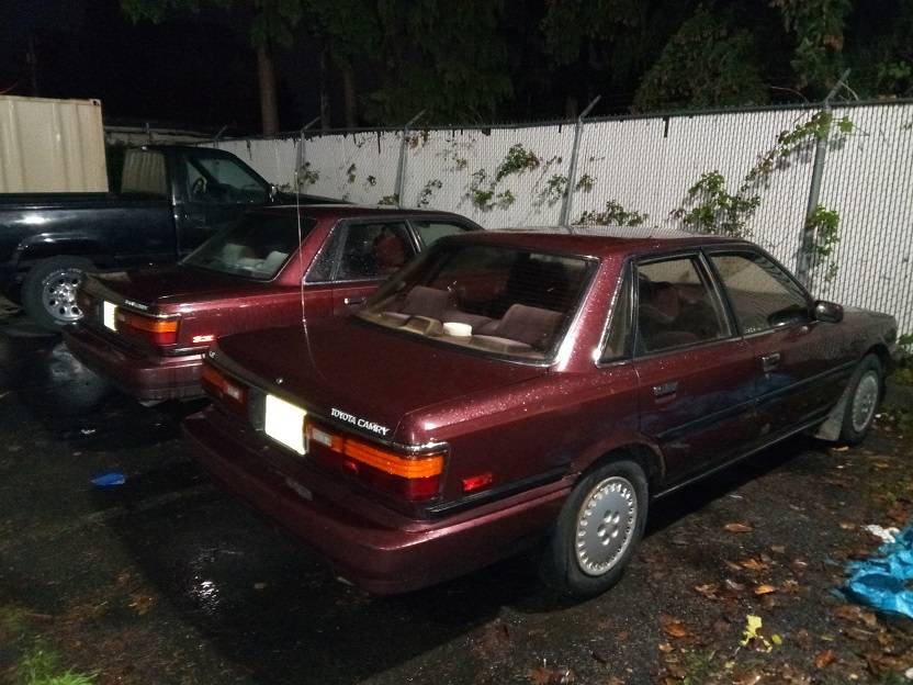 Toyota-camry-le-1989-2