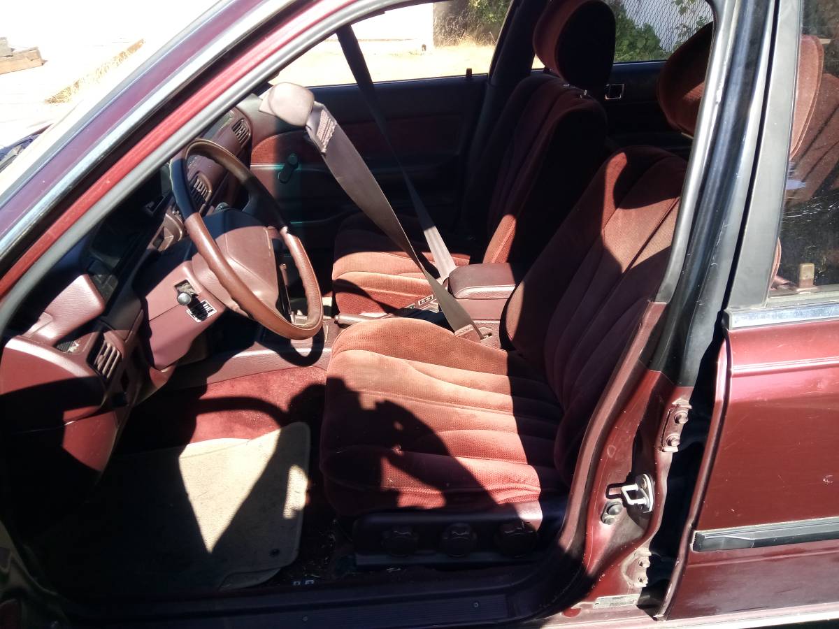 Toyota-camry-le-1989-4