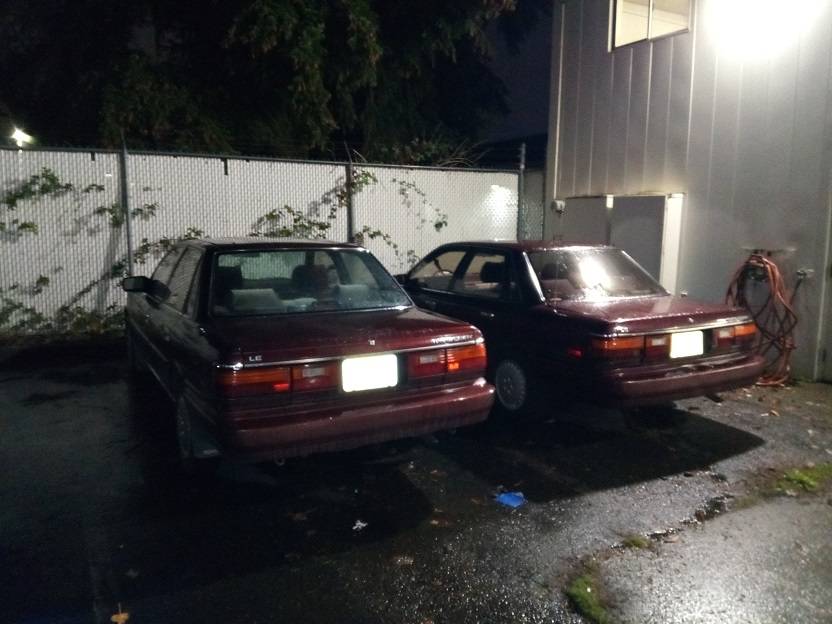 Toyota-camry-le-1989