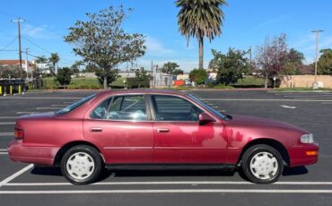 Toyota-camry-le-1993-red-1