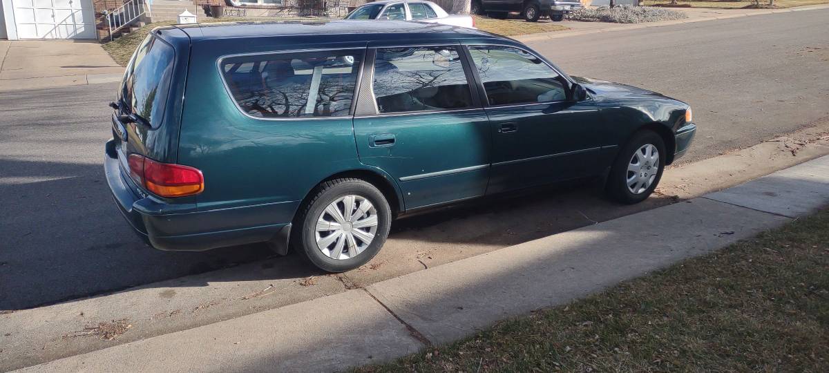 Toyota-camry-v6-le-1996-green-3