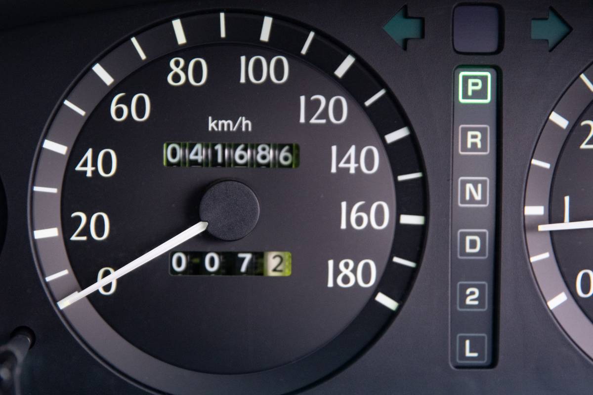 Toyota-carina-1996-10