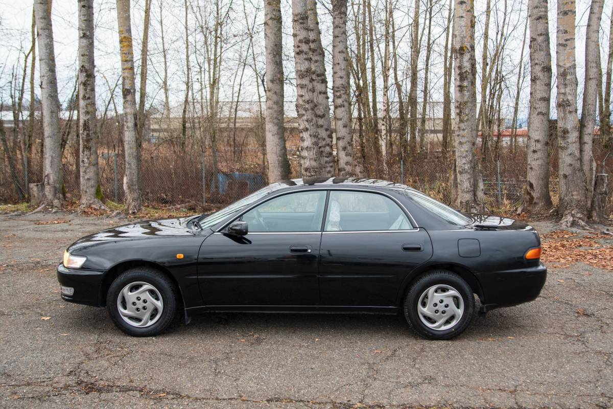 Toyota-carina-1996-15