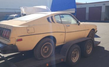 Toyota-celica-gt-1977-5