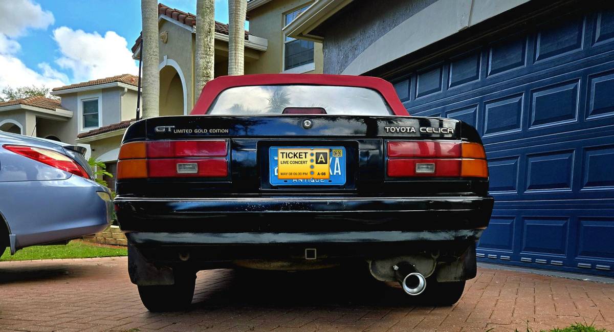 Toyota-celica-gt-1988-black-7