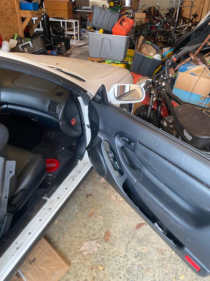 Toyota-celica-gt-convertible-1996-white-13