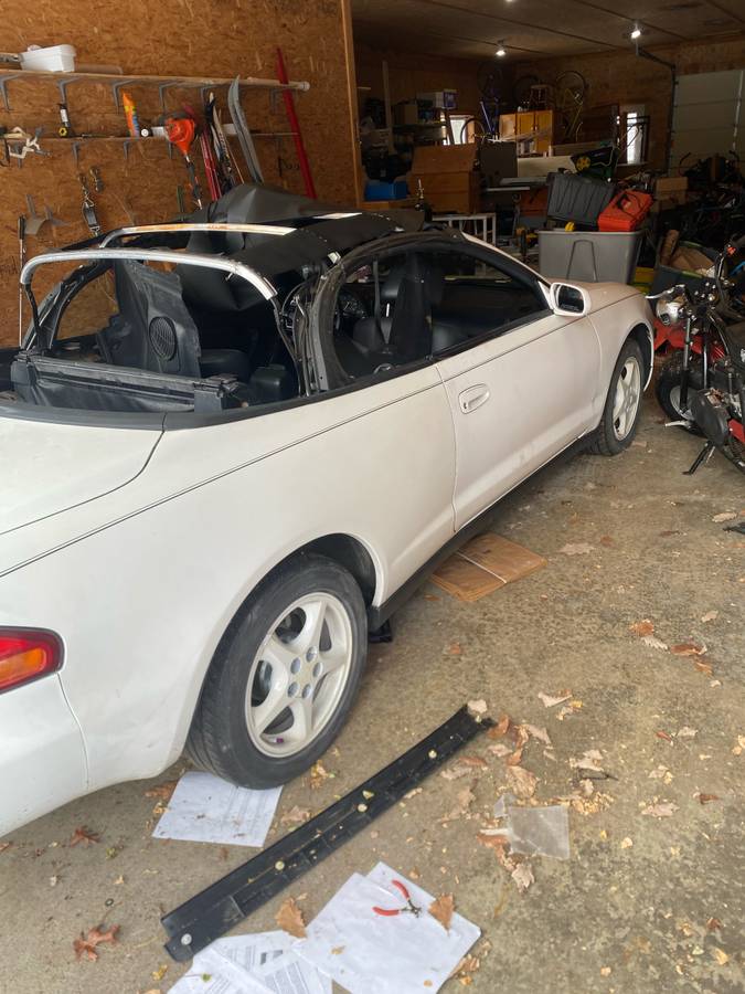 Toyota-celica-gt-convertible-1996-white-3