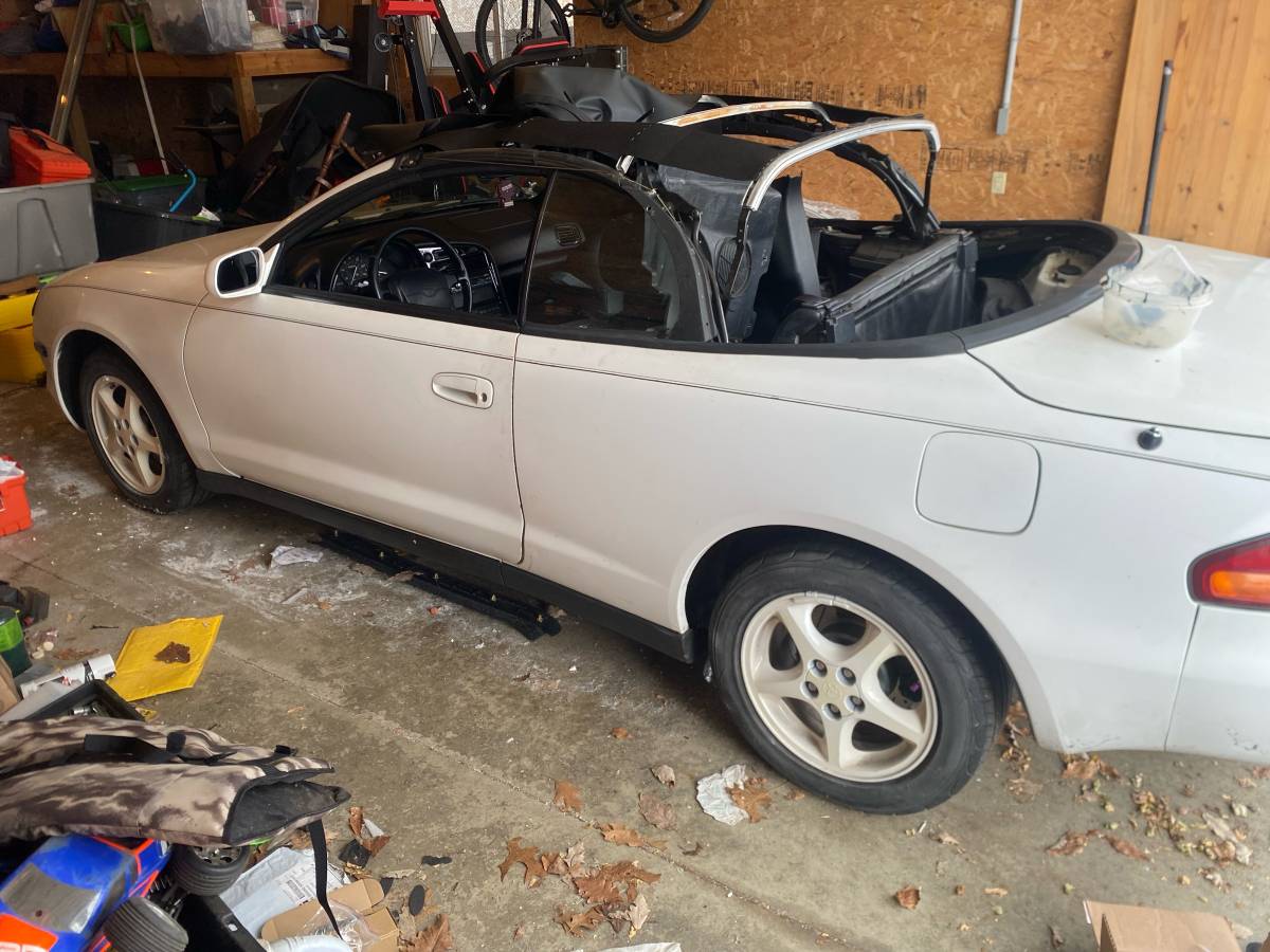 Toyota-celica-gt-convertible-1996-white-6