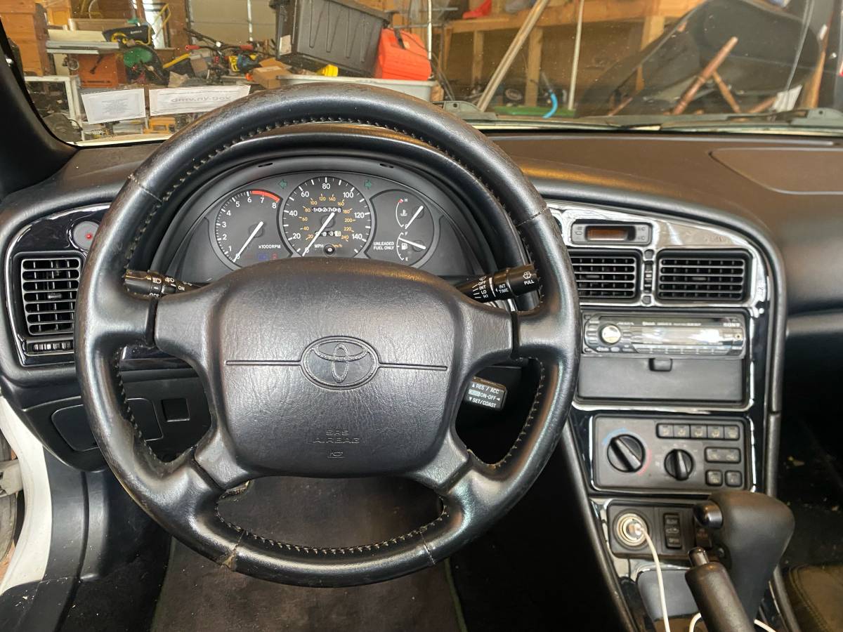 Toyota-celica-gt-convertible-1996-white-7