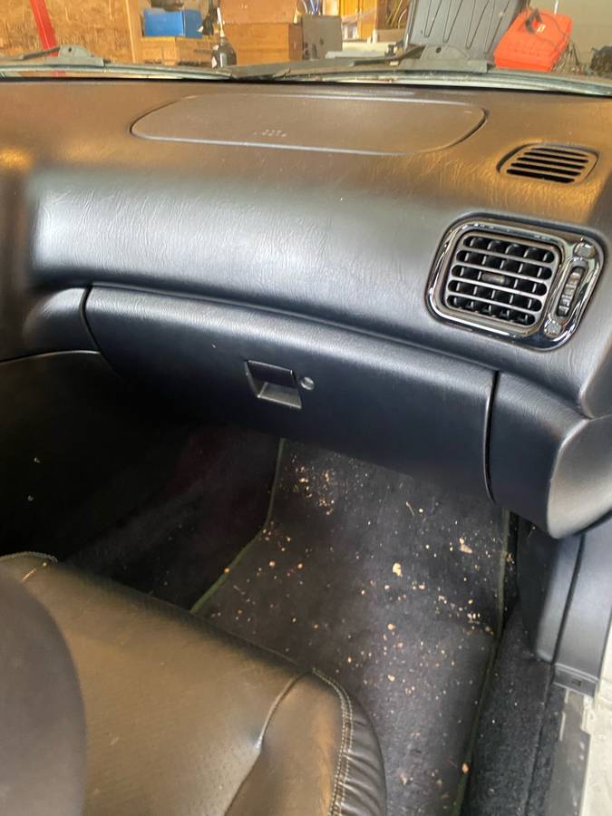 Toyota-celica-gt-convertible-1996-white-8