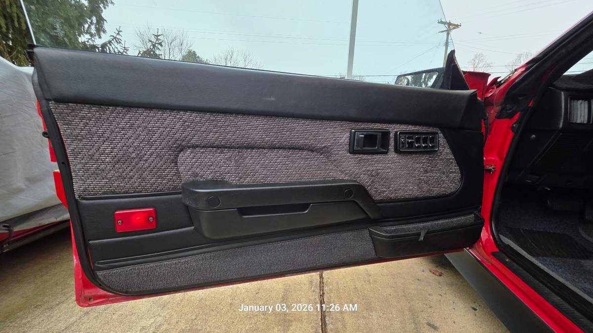 Toyota-celica-gt-s-1985-red-12