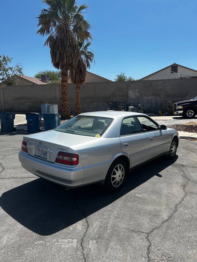 Toyota-chaser-jzx105-1996-silver-1