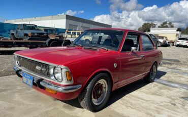 Toyota-corolla-1972-3