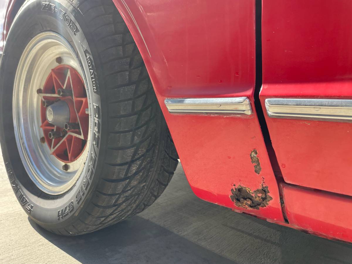 Toyota-corolla-1972-9