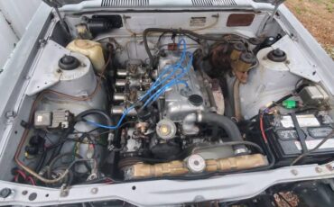 Toyota-corolla-1977-silver-10