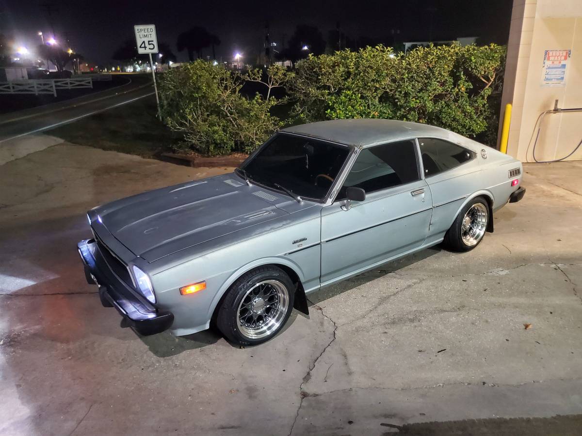 Toyota-corolla-1977-silver-7