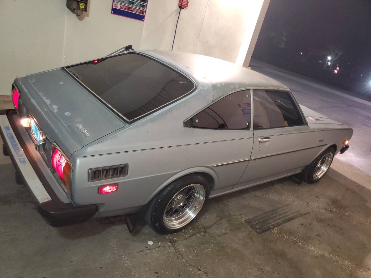 Toyota-corolla-1977-silver-8