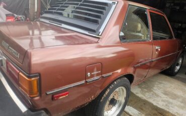 Toyota-corolla-1981-brown-4