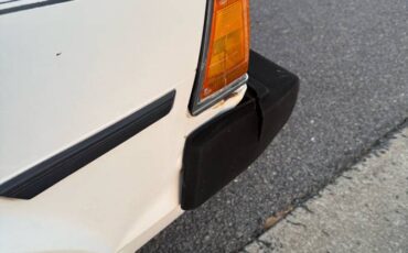 Toyota-corolla-1983-white-7