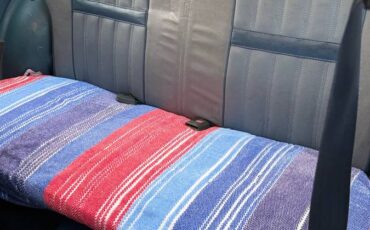 Toyota-corolla-1983-white-9