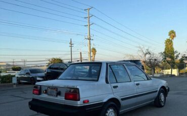 Toyota-corolla-1987-silver-12