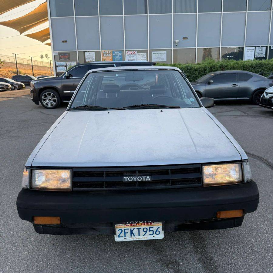 Toyota-corolla-1987-silver-30