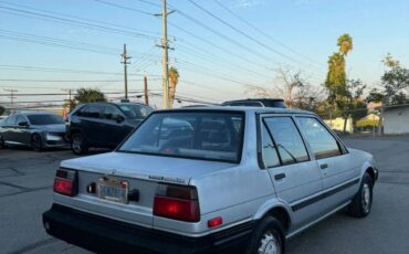 Toyota-corolla-1987-silver