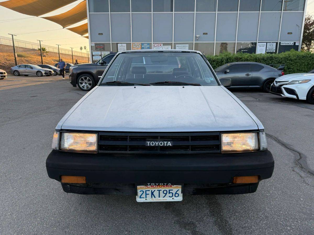Toyota-corolla-1987-silver-43