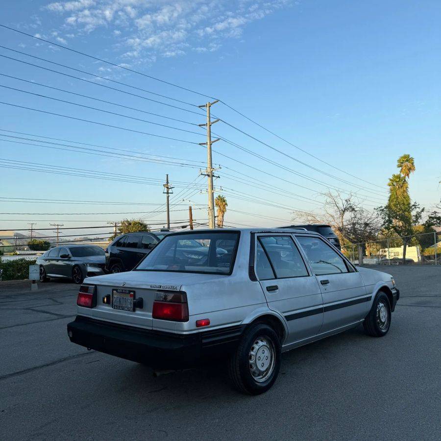 Toyota-corolla-1987-silver-62