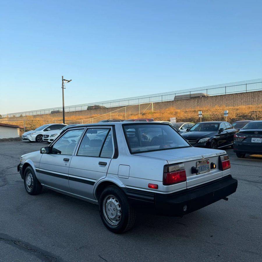 Toyota-corolla-1987-silver-65
